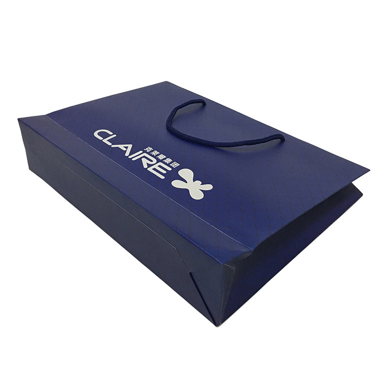 Factory paper gift bag custom logo,black paper gift bag with handle 
