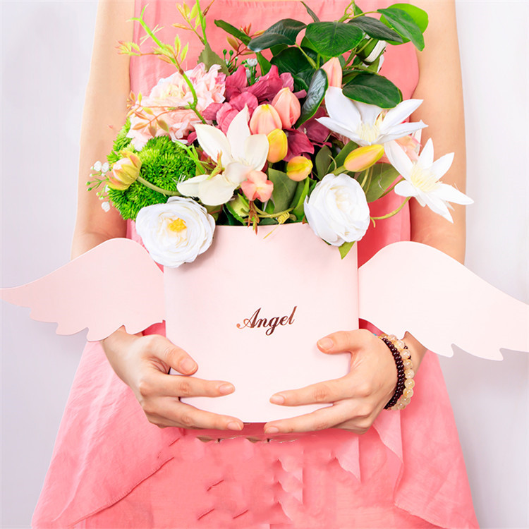 Custom Luxury Wedding Decoration Packaging Round Flower Box With Wings