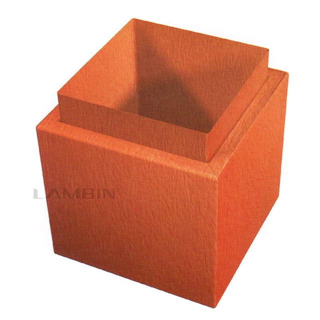 bar package with two folded cubic boxes