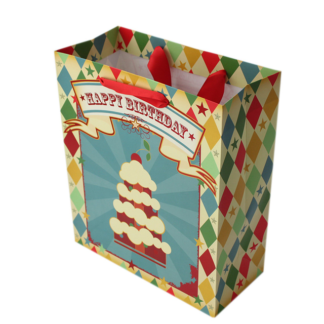 2020 Fashion xmas birthday gift paper bag,gift paper bag luxury 
